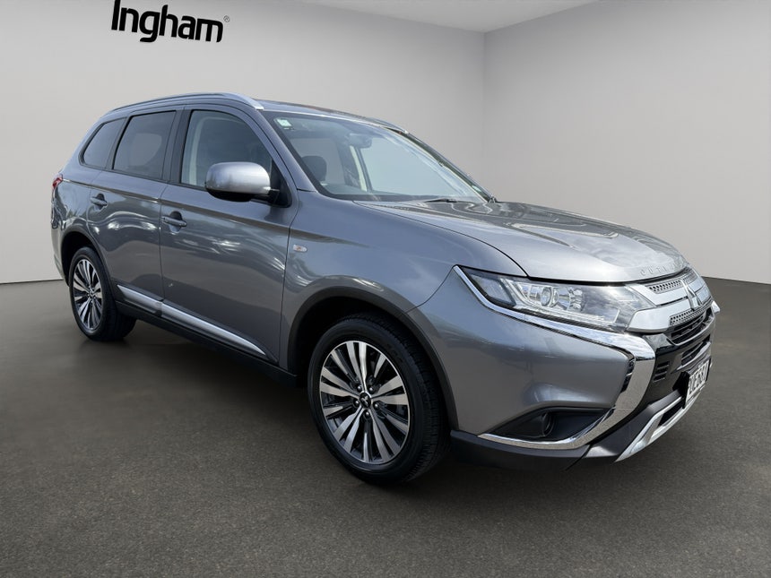 2023 Mitsubishi Outlander | LS 2.4P/CVT | 30195 | 1