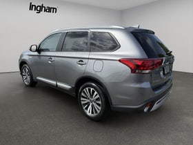 2023 Mitsubishi Outlander | LS 2.4P/CVT | 30195 | 6