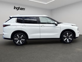 2025 Mitsubishi Outlander | XLS 2.5P/4WD/CVT | 30389 | 5