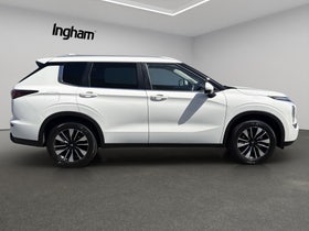 2025 Mitsubishi Outlander | LS 2.5P/CVT | 30412 | 5