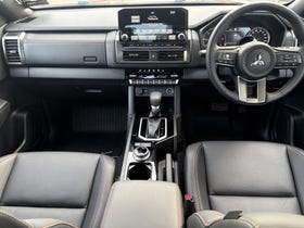 2025 Mitsubishi Triton | VRX 4WD 2.4DT | 30465 | 7