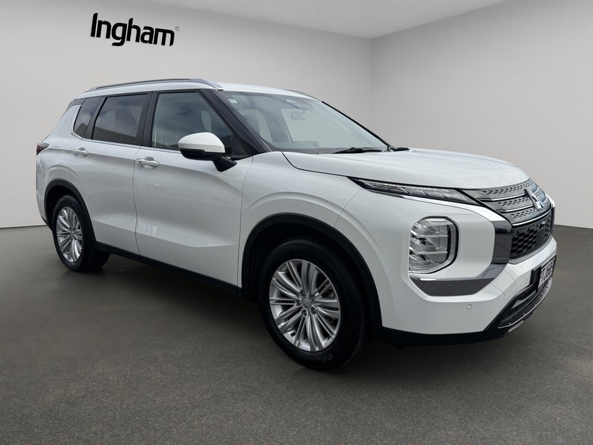 2023 Mitsubishi Outlander | LS 2.5P/4WD | 30467 | 1