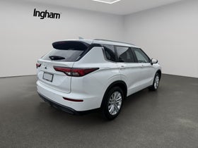 2023 Mitsubishi Outlander | LS 2.5P/4WD | 30467 | 5