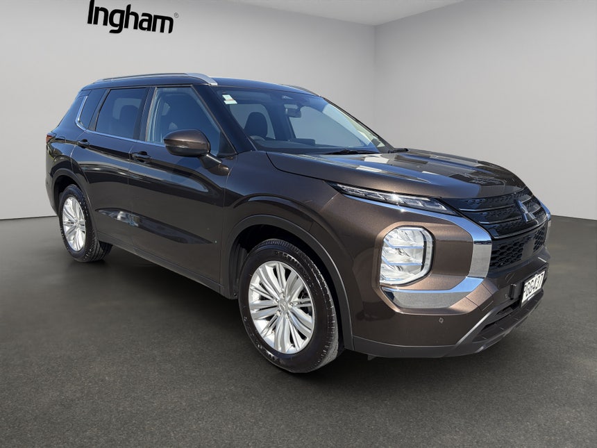 2022 Mitsubishi Outlander | LS 2.5P/4WD/CVT | 30550 | 1