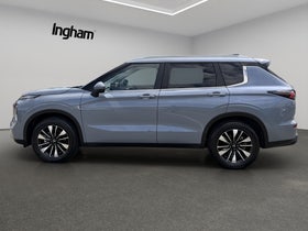 2025 Mitsubishi Outlander | LS 2.5P/CVT | 30628 | 4