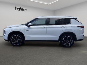 2022 Mitsubishi Outlander | XLS PHEV/4WD/AT | 31155 | 4