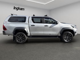 2023 Toyota Hilux | SR5 CRUISER 2.8D 4WD | 31171 | 5