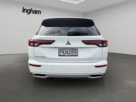 2022 Mitsubishi Outlander | XLS 2.5P/CVT | 31268 | 7