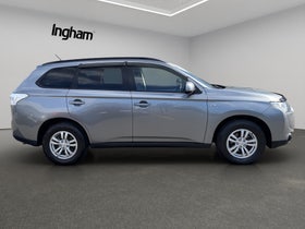 2013 Mitsubishi Outlander | 2.4P LS 4WD | 31297 | 5
