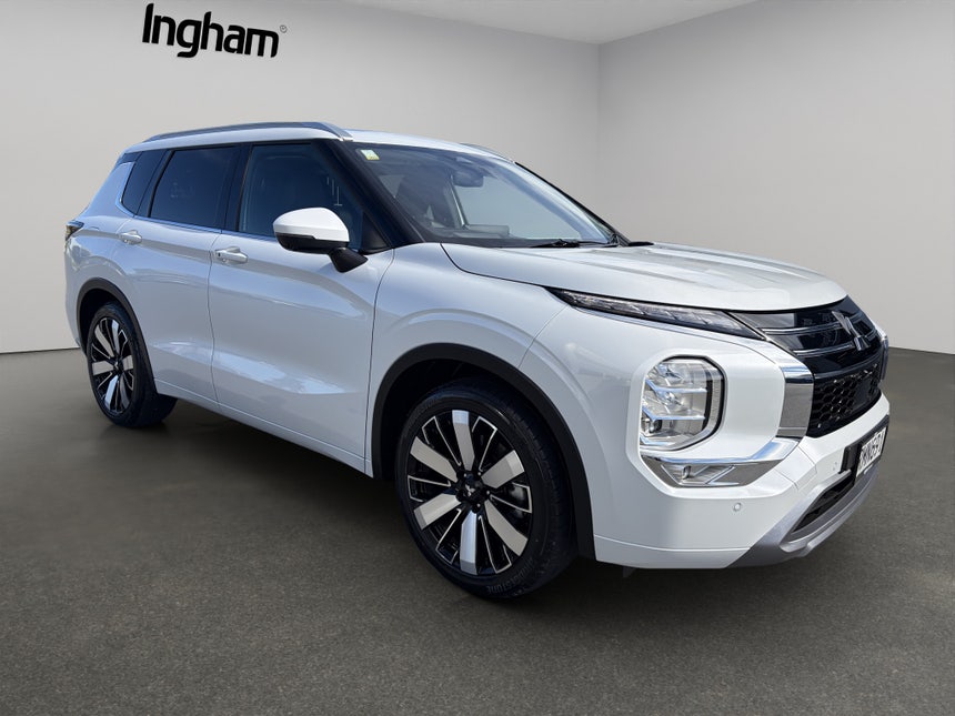 2025 Mitsubishi Outlander | VRX 2.5P/4WD/CVT | 31299 | 1