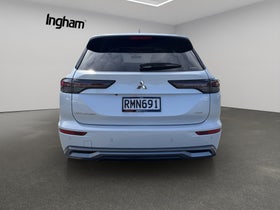 2025 Mitsubishi Outlander | VRX 2.5P/4WD/CVT | 31299 | 7