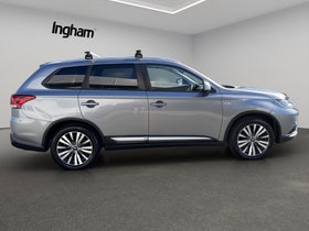 2021 Mitsubishi Outlander | LS 2.4P/CVT | 31557 | 5