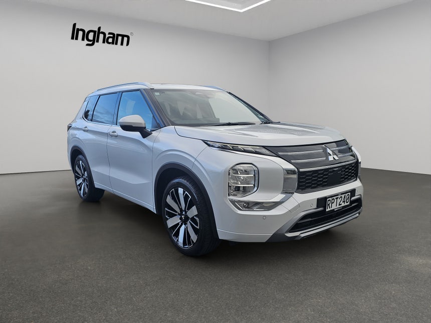 2026 Mitsubishi Outlander | VRX 2.5P/4WD/CVT | 31586 | 1