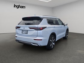 2026 Mitsubishi Outlander | VRX 2.5P/4WD/CVT | 31586 | 3