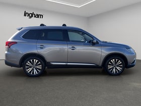 2019 Mitsubishi Outlander | VRX 2.4P/4WD/CVT | 31958 | 5