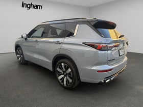 2025 Mitsubishi Outlander | VRX 2.5P/4WD/CVT | 32115 | 6