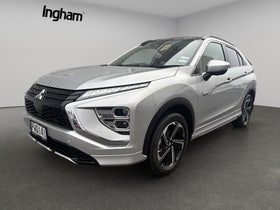 2023 Mitsubishi Eclipse Cross | VRX PHEV/4WD/AT | 32500 | 3