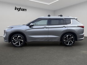 2023 Mitsubishi Outlander | VRX 2.5P/CVT 2WD | 32503 | 4