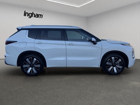 2026 Mitsubishi Outlander | VRX 2.5P/4WD/CVT | 32559 | 5