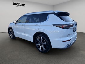 2026 Mitsubishi Outlander | VRX 2.5P/4WD/CVT | 32559 | 6