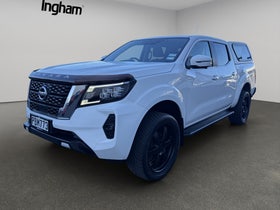 2022 Nissan Navara | ST 2.3D/4WD/7AT | 32668 | 3