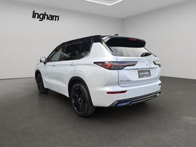 2026 Mitsubishi Outlander | VRX 2.5P/CVT | 33102 | 5
