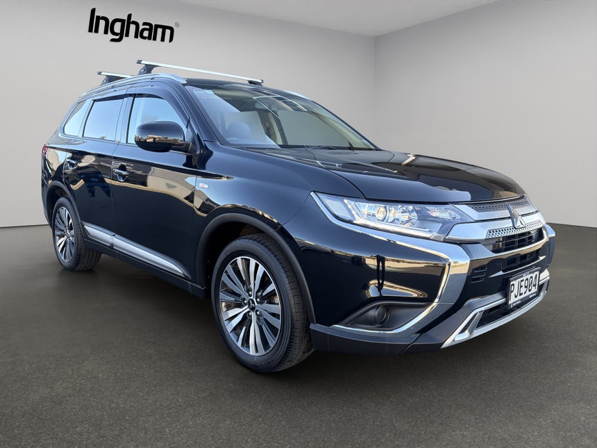 2022 Mitsubishi Outlander | LS 2WD 2.4P/CVT | 33162 | 1