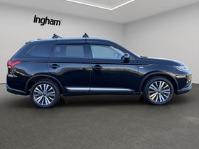 2022 Mitsubishi Outlander | LS 2WD 2.4P/CVT | 33162 | 5