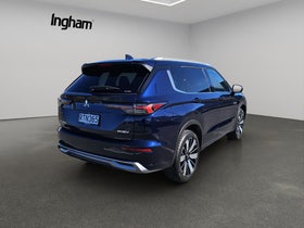 2026 Mitsubishi Outlander | VRX PHEV/4WD/AT | 32135 | 3