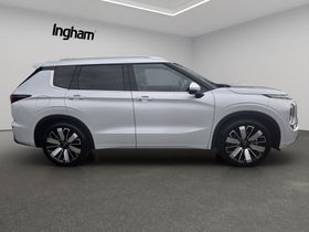 2026 Mitsubishi Outlander | VRX 2.5P/4WD/CVT | 33730 | 4