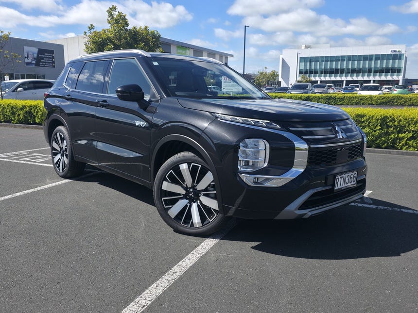 2026 Mitsubishi Outlander | VRX PHEV/4WD/AT | 33743 | 1