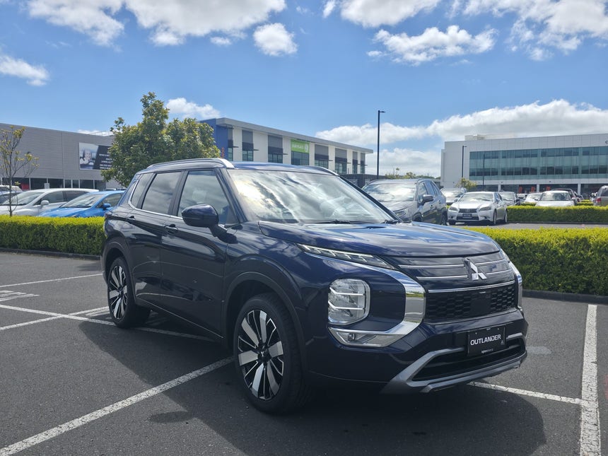 2026 Mitsubishi Outlander | VRX 2.5P/CVT | 33774 | 1