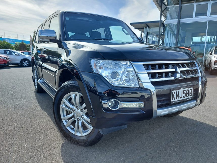 2017 Mitsubishi Pajero | EXCEED 3.2D/4WD | 16922 | 1