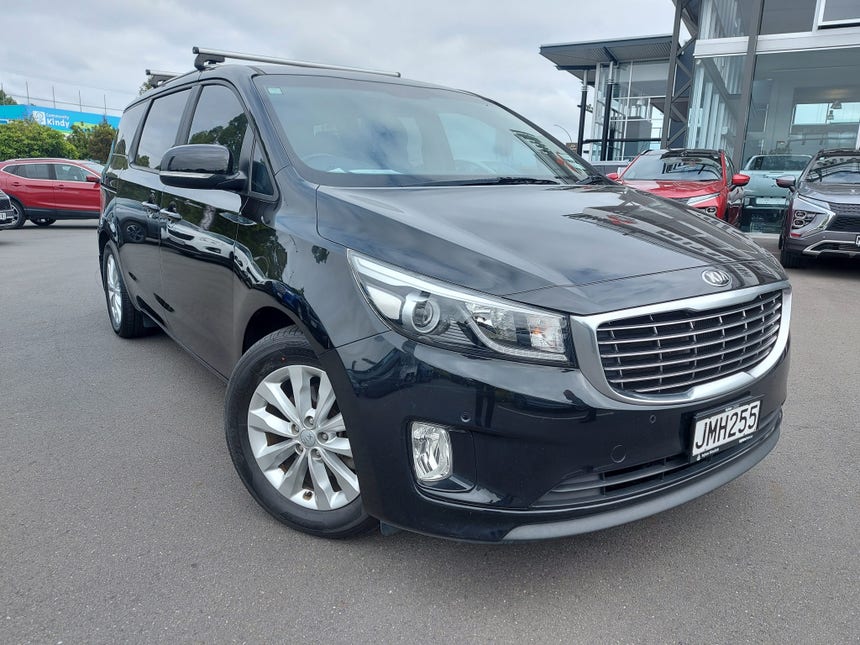 2015 Kia Carnival | EX 2.2D/6AT/SW/5DR/8 | 17162 | 1