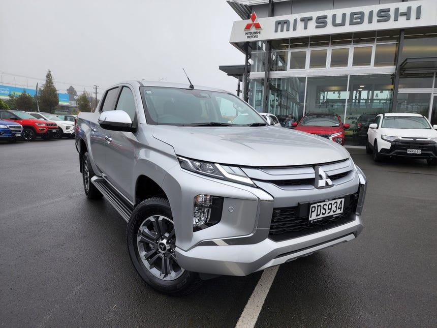 2022 Mitsubishi Triton | GLXR 6AT 2.4D 2WD | 18182 | 1