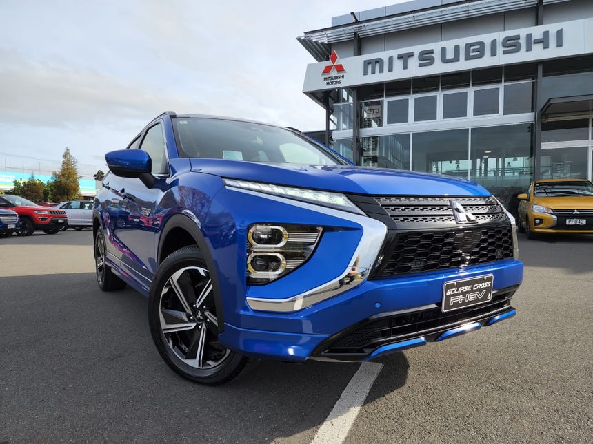 2023 Mitsubishi Eclipse Cross | VRX 94KW PHEV 4WD | 18282 | 1