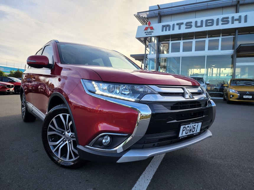 2017 Mitsubishi Outlander | XLS 2.4P 4WD | 18471 | 1