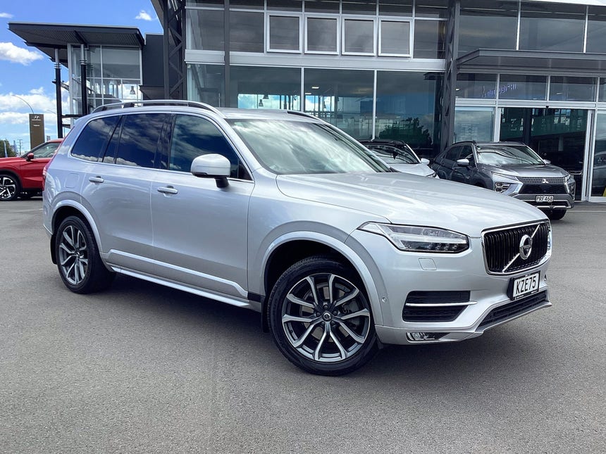 2017 Volvo XC90 | D5 AWD MOMENTUM 2.0L Diesel | 20156 | 1