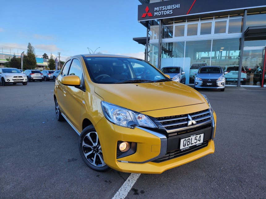 2023 Mitsubishi Mirage | XLS 1.2P/CVT | 21082 | 1