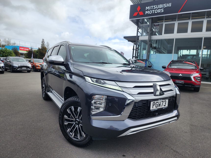 2022 Mitsubishi Pajero Sport | VRX 2.4D 4WD | 21766 | 1