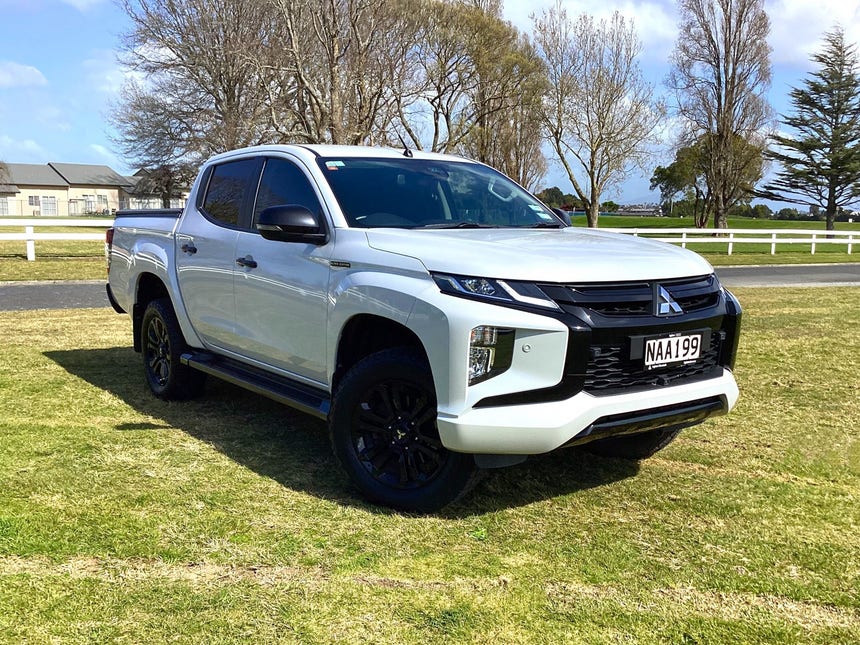 2020 Mitsubishi Triton | GLSB, Black Edition, 4WD, 2.4L Diesel, Automatic. | 21761 | 1