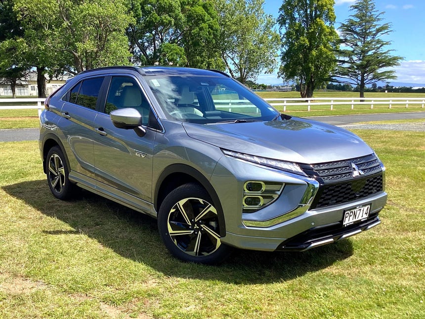 2022 Mitsubishi Eclipse Cross | VRX PHEV, 4WD,  Automatic, SUV. | 22134 | 1