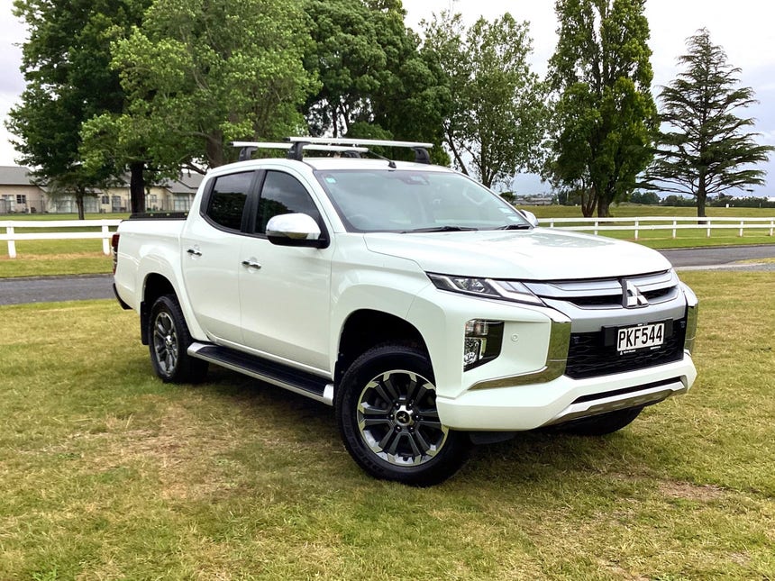 2022 Mitsubishi Triton | GLXR Doublecab, 2.4L Diesel, 2WD, 6Spd Automatic. | 22147 | 1