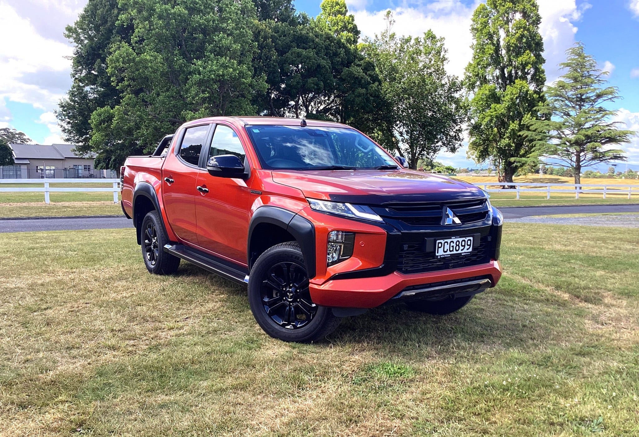 Mitsubishi Triton 2022 | GLSB, 4WD, 6Spd Auto, 2.4L Diesel, Ute.