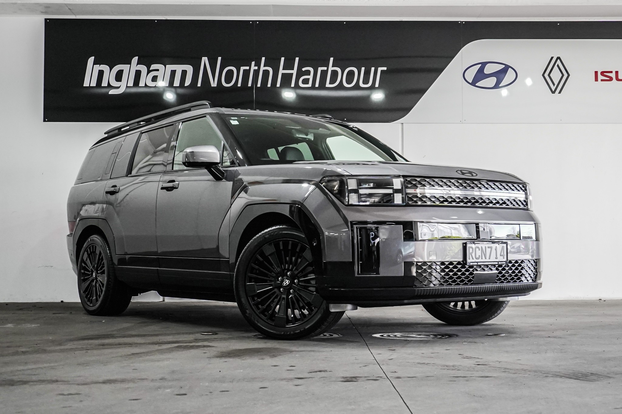 hyundai-santa-fe-2025-calligraphy-1-6t-hybrid-4wd