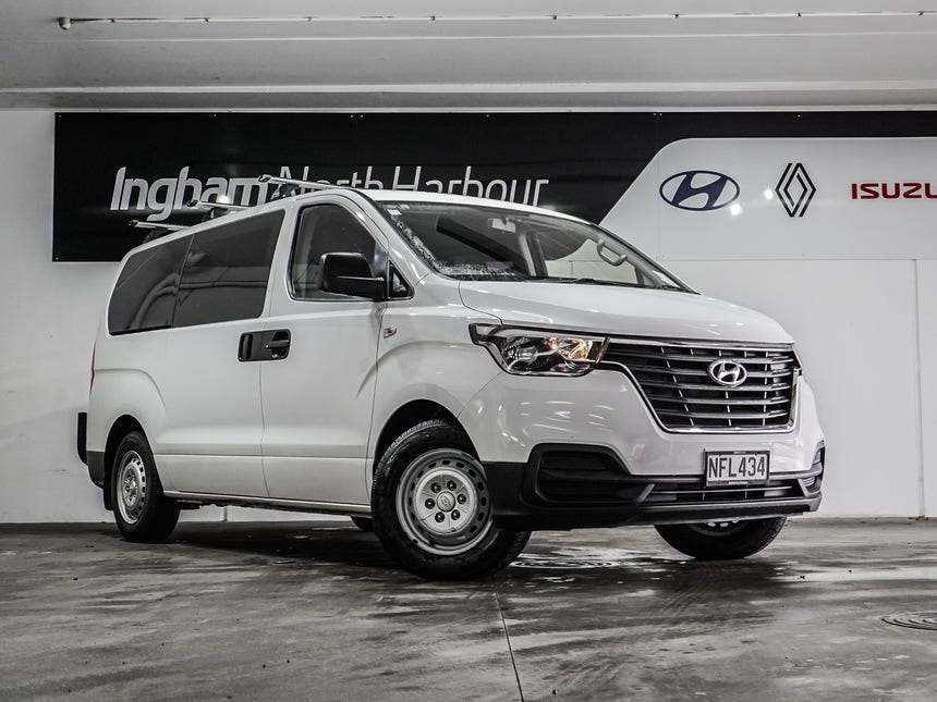 2021 Hyundai iLoad | 2.5 CRDI MANUAL | 28098 | 1