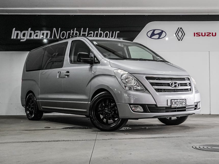 2017 Hyundai iMax | 2.5 CRDI AUTO 8-SEATER | 28816 | 1