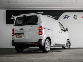 2023 Peugeot Expert | MWB 2.0DT/8AT | 30440 | 3