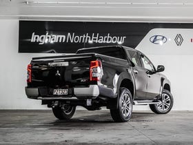 2023 Mitsubishi Triton | DC GLXR 6AT 2.4D/4WD | 32007 | 3
