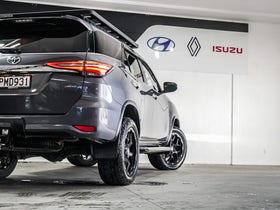 2022 Toyota Fortuner | LIMITED 2.8DT/4WD | 32521 | 7